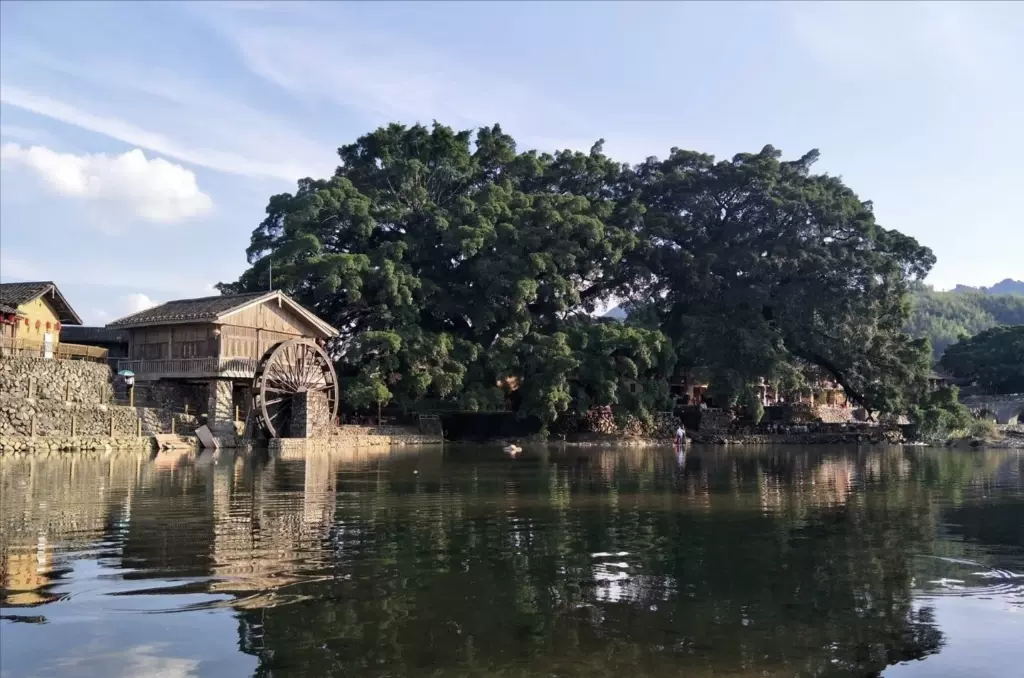 水车岩图片