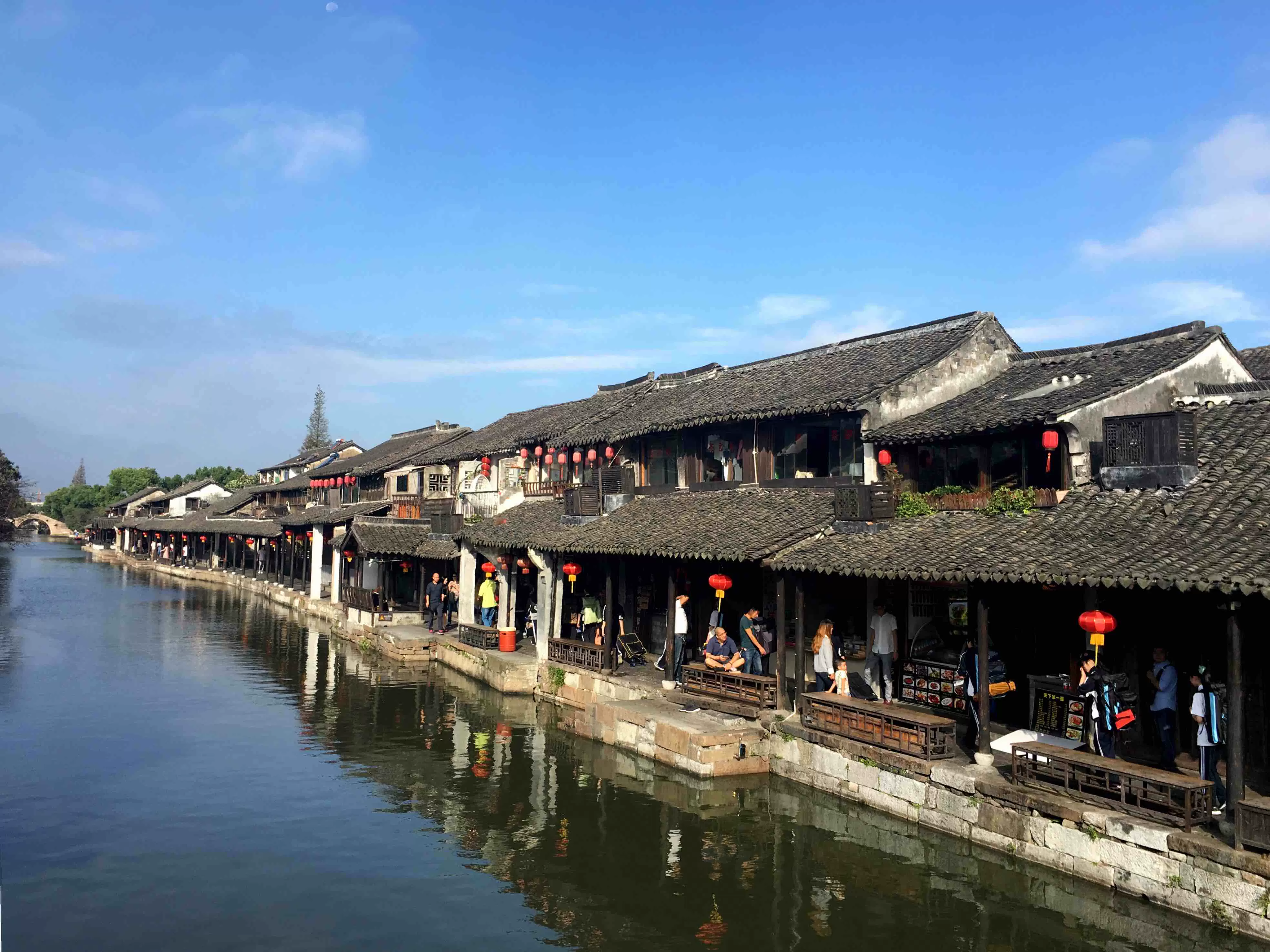 烟雨长廊图片