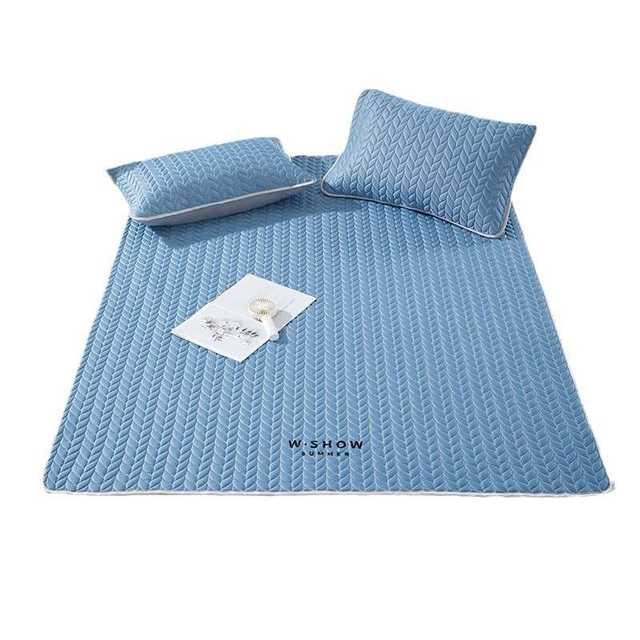 
Summer three-piece maternal and infant grade silicone mat set, machine washable ice bamboo mat, cool feeling ice silk air conditioner