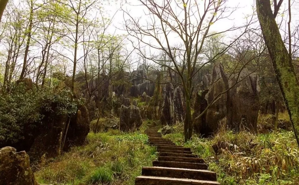 美女峰石林景区