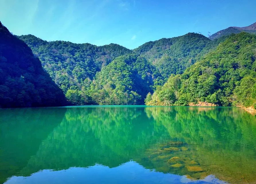 登山健身步道图片