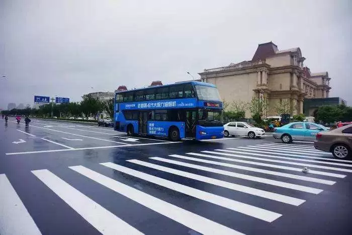 水上公园路图片