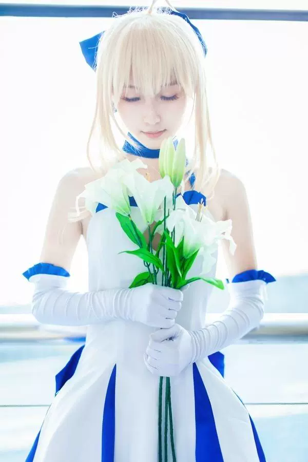 Fate Zero 型月10周年cosplay Saber Lily 塞巴莉莉蓝百合礼服