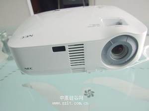 Used projector NEC VT700+rate for home, business, office, wedding, high-definition, 85% new