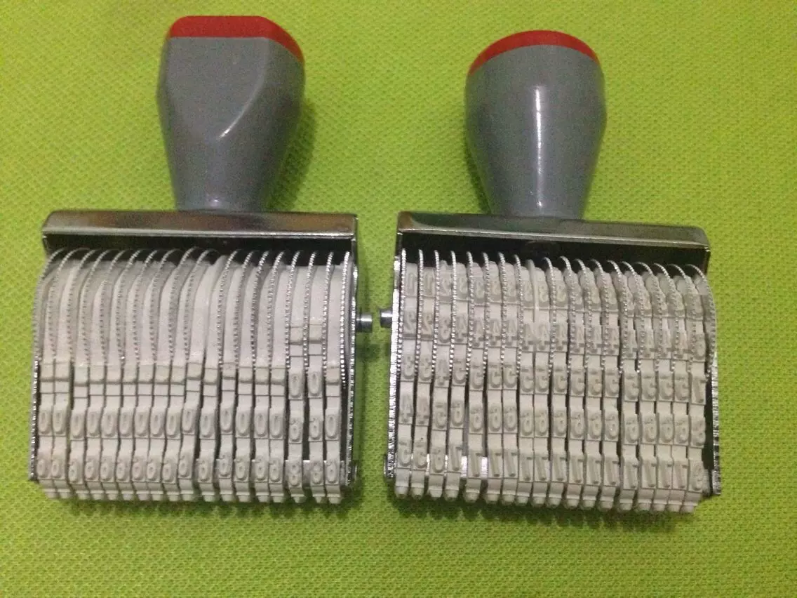 特制18位转轮印章支票印章条码印章小数字印字高3mm字宽1mm