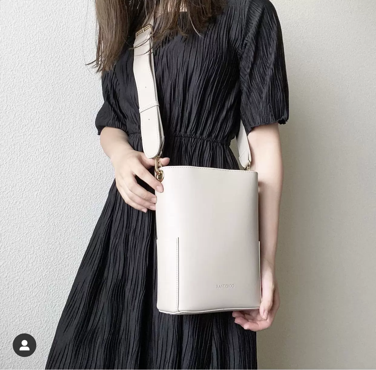 日本小众品牌randeboo真皮通勤水桶包单肩手提包-Taobao