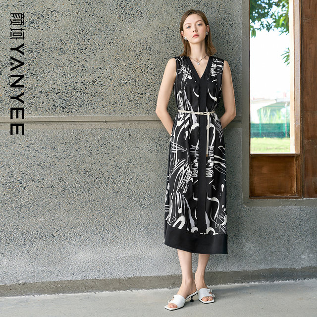 Color black and white printed sleeveless dress 2025 early autumn new elegant mid-length V-neck skirt for women