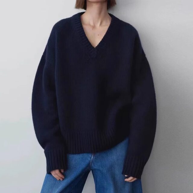 Row wool sweater female spring and autumn minimalist wind design thickened warm V -neck soft glutinous cashmere coat sweater