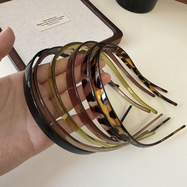 Korean new retro leopard print Internet celebrity versatile glasses thin hair hoop non-slip toothed new women's hairpin headband hair press