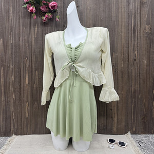 Swimsuit women's one-piece camisole two-piece set, sunscreen long sleeved small coat dress, conservative hot spring swimsuit, slimming vacation