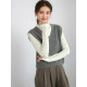 Lingxiu College style gray knitted vest winter popular style 2024 new V -neck loose wild sweater female
