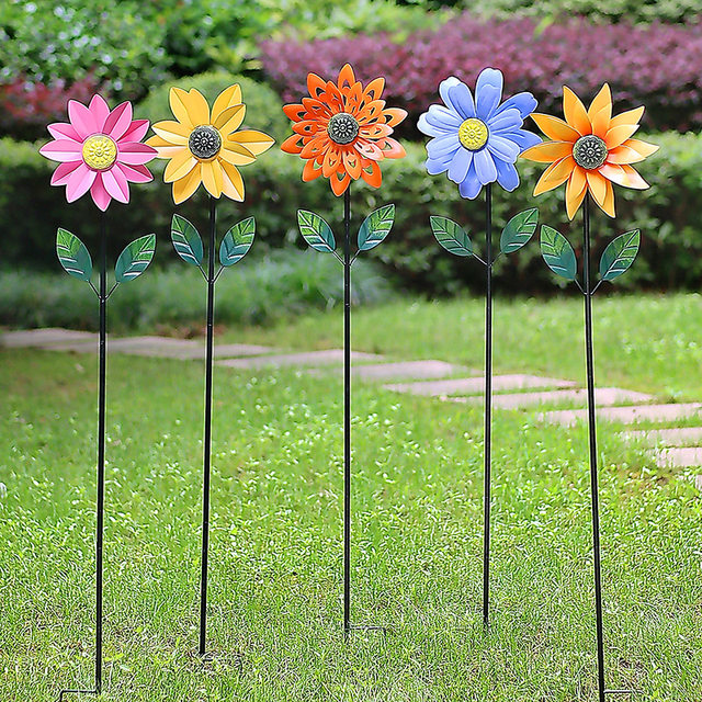 Creative garden courtyard yard flowers wrought iron windmill outdoor rotating gardening vegetable patch bed and breakfast landscaping decoration ornaments
