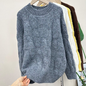 
570g Korean style lazy style round neck pullover twist sweater for women new winter loose warm knitted top WA128