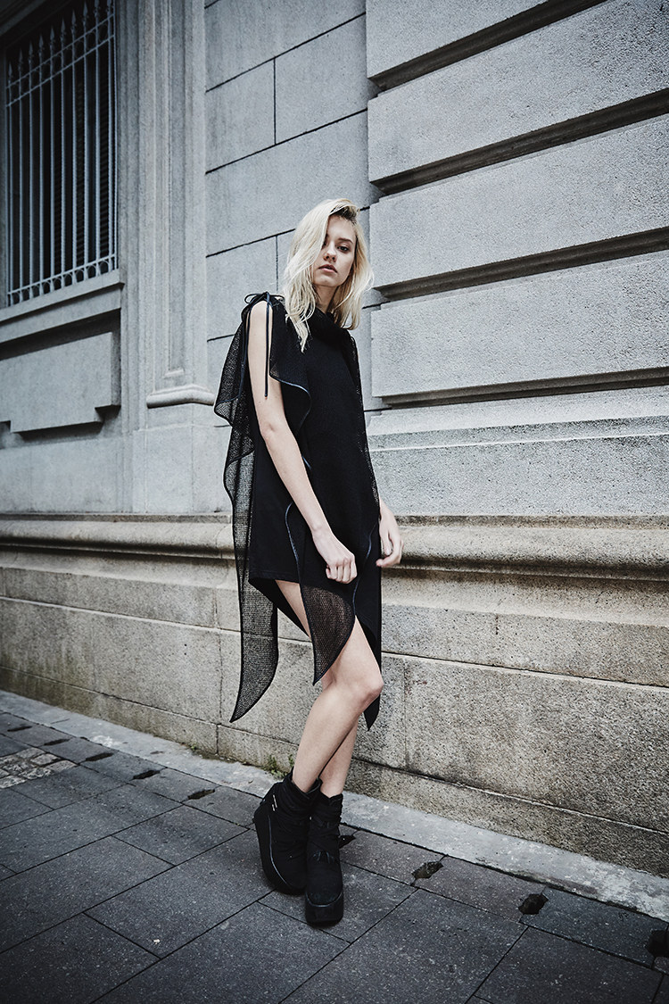 掌握3大重点,朋克风来袭-趣美搭