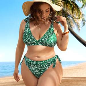 
The Secret of the Sea European and American Foreign Trade Bikini Swimsuit Printed Sexy V-neck Lace-out Band Bikini Large Size Set