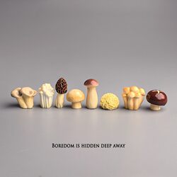 When You'Re Bored, Place a Few Cute Mushrooms to Brighten up Your Computer Desk, Japanese-Style Workstation, or Office Desk as a Small Decorative Ornament