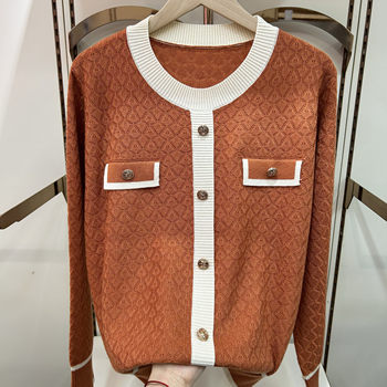 
middle-aged women's autumn knitted sweaters and pullovers for moms