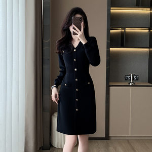 
Xiaoxiang style knitted high-waisted dress V-neck solid color slim base sweater dress 2024 spring new women's clothing