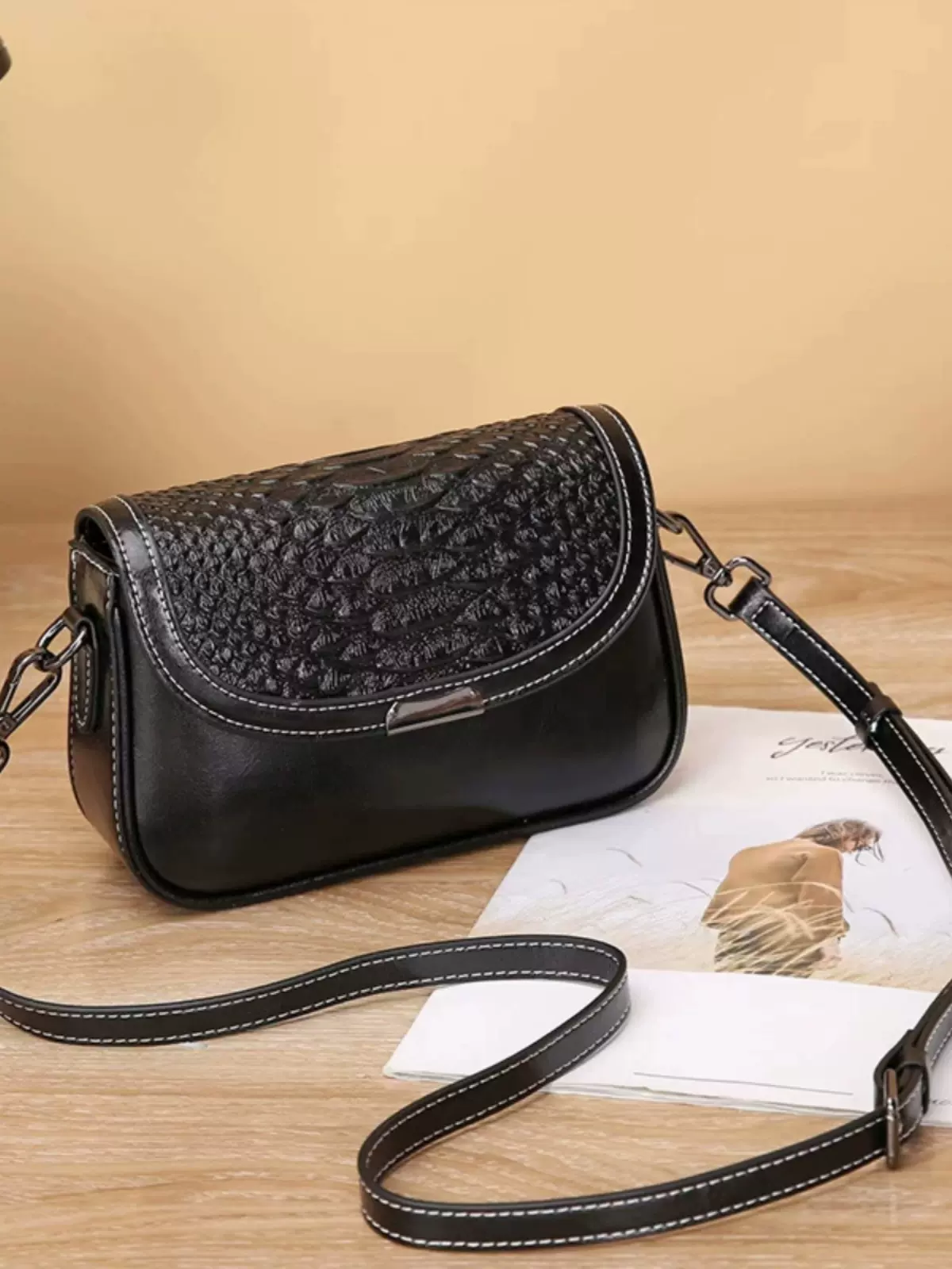 意大利mk eh纹理方形女包复古风油蜡牛皮单肩包百搭翻盖斜挎小包