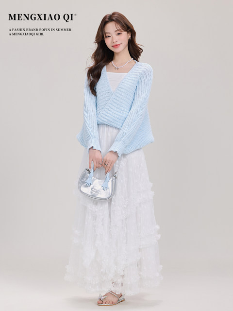 Meng Xiaoqi's white elastic waist lace black ear skirt with women's spring sweet princess super fairy long skirt versatile
