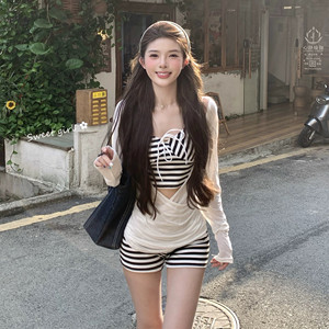 
Korean sexy pure lust style black and white striped suspender split boxer long-sleeved cover-up bikini three-piece swimsuit for women