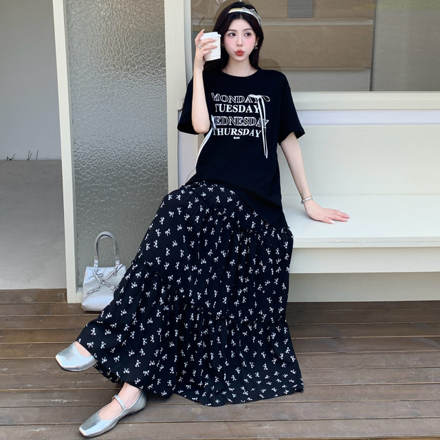 Zhang's sweet and cool style large size women's clothing fat girl mm slimming suit age-reducing short-sleeved T-shirt draped skirt