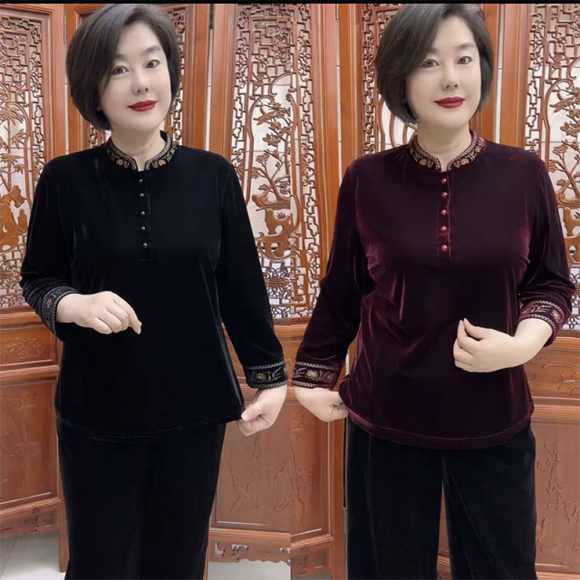 Re-tourist Chinese style mother wears velvet T-shirt 2025 spring new high-end embroidered stand-collar Chinese cheongsam shirt