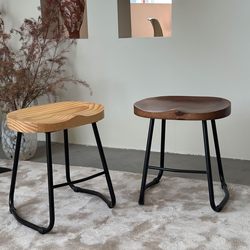 Nordic Solid Wood Bar Chairs for Commercial Use, Modern and Simple, Suitable for Rice Noodle Shops, Milk Tea and Coffee Shops, Snack Bars, Dessert Shops, and Iron Art Dining Stools