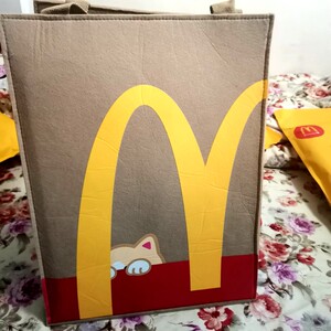
McDonald's Tote Bag Cat Nest Bag Pet Nest Cat Scratcher Sticker Plush Pet Dog Cat Toy