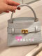 Charles/Keith Kelly female CK2-50270880 hand-shoulder mesengers classic explosion model women's bag
