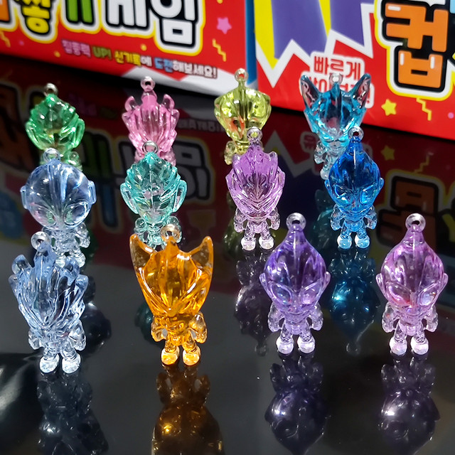 Crystal Superman Ultraman Gemstone Toy Hero Cero Ultraman Children's Colorful Hand-made Figurine Ornament