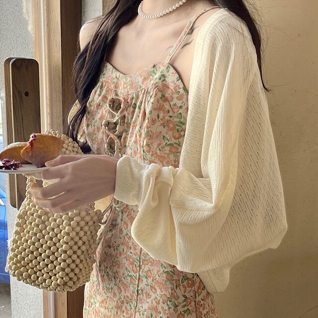 Large size fat sister hollow knitted cardigan jacket Female spring and autumn new covers with shawl shirt sunscreen shirt
