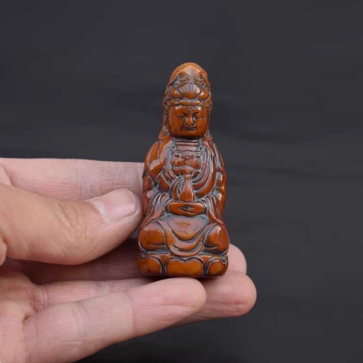 牛角彫刻 観音菩薩 置物 角彫刻掛物 手把件 仏像 牛角彫刻件 楽天市場】木彫り 仏像 千手観音菩薩 立像 高さ66cm 桧製