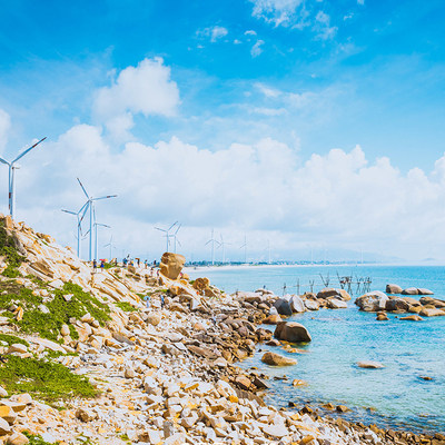 六鳌翡翠湾+白塘湾+生蚝无限吃+自助烧烤+篝火海鲜大礼包二日游