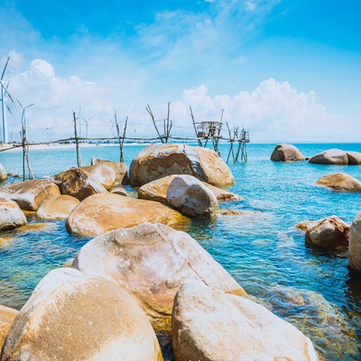 六鳌翡翠湾+白塘湾+生蚝无限吃+自助烧烤+篝火海鲜大礼包二日游