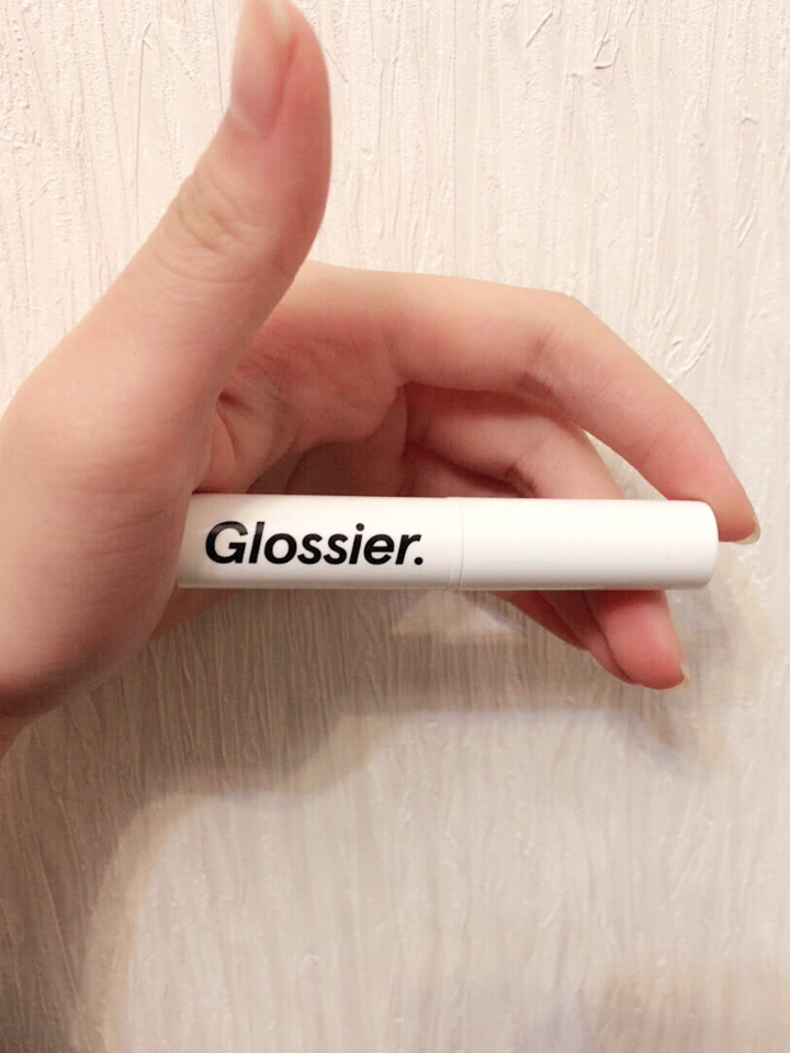 Glossier 哑光口红