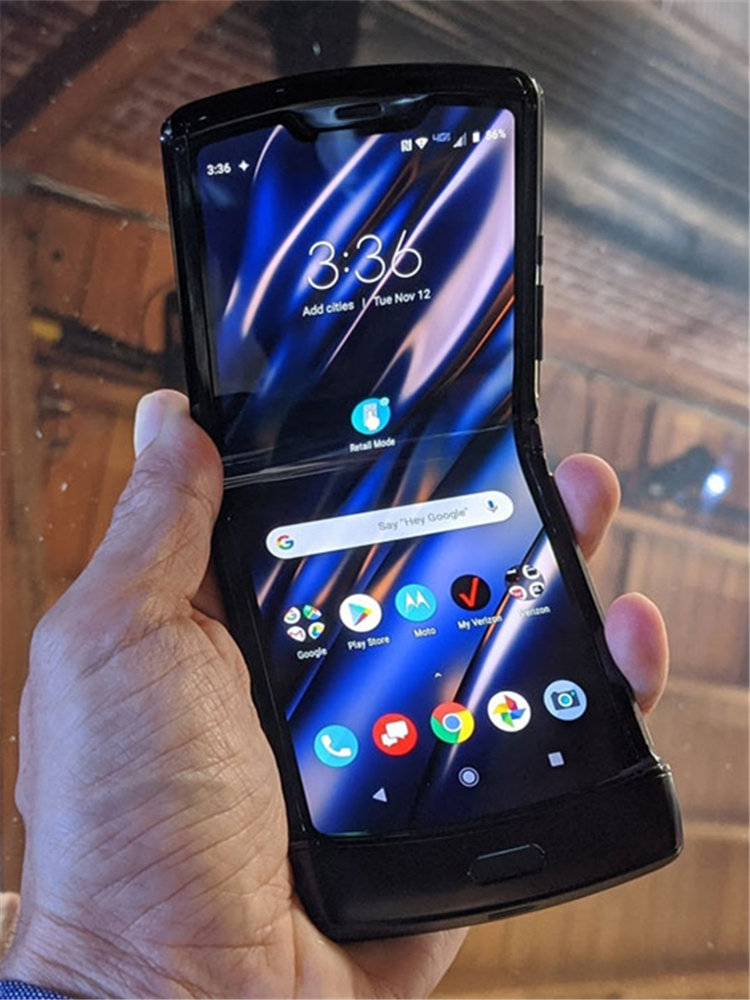 摩托罗拉razr折叠屏手机