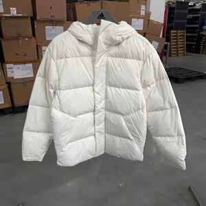 
Adidas Adidas men's and women's winter sports and leisure windproof warm bread down jacket IV7563