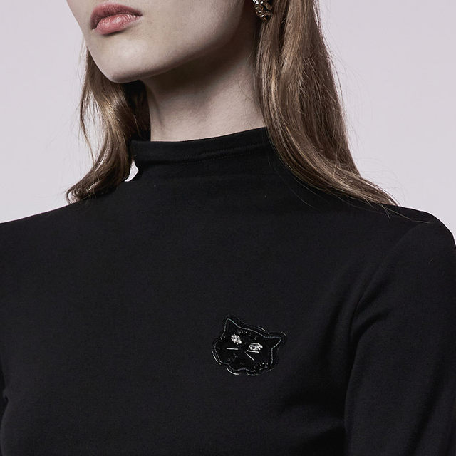 Half-high Neck Micro Perspective Slim Retro Shirt