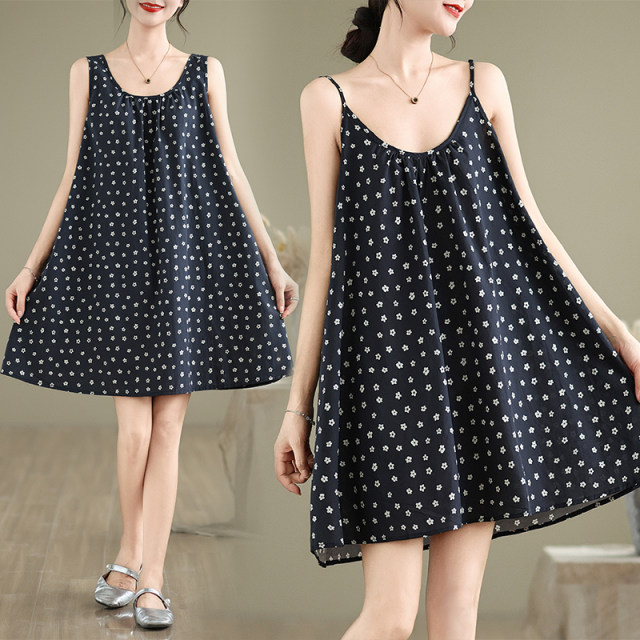 Literary retro small floral sling dress female summer loose and casual, cover belly sleeve -free vest, long top
