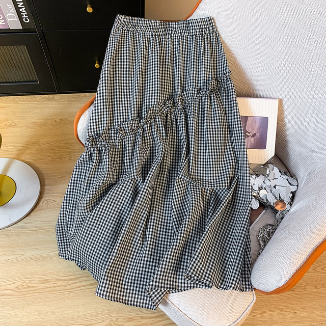 Retro black and white plaid black earring skirt for women in summer irregular A-line thin casual high-waisted long skirt
