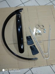 Mountain bikes with full-inclusive tools fender