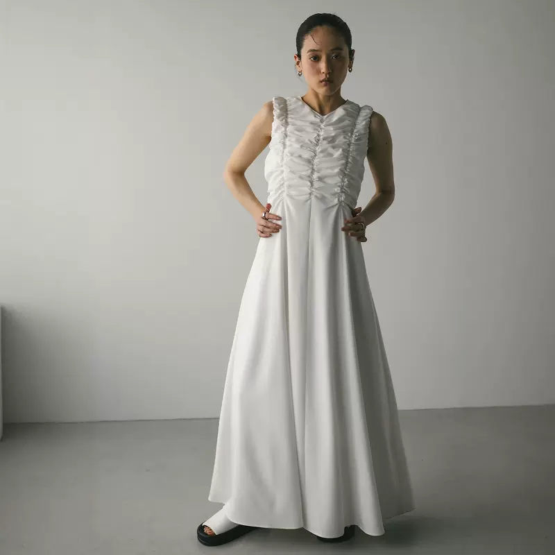 Herlipto Viera Pintuck Tiered Dress Mサイズ Viera Pintuck Tiered Dress herlipto M