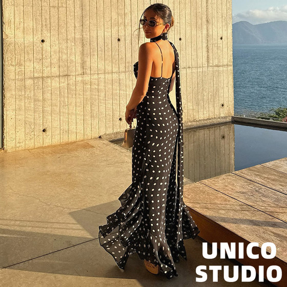 
French retro European and American ins blogger upper body scarf design polka dot suspender backless dress long skirt