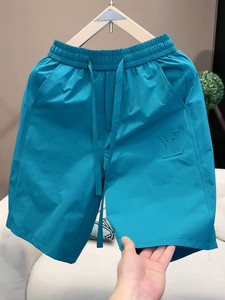 
Men's casual shorts 2025 summer new fashion trend versatile breathable simple five-point pants hot beach pants