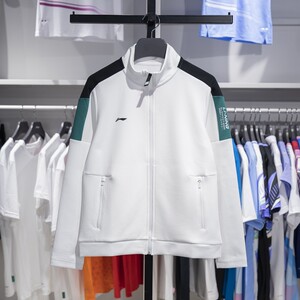 
Li Ning and Sun Yingsha same style men and women autumn jacket stand collar versatile cardigan fashionable and comfortable top AWDUA82