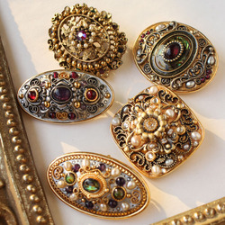 Cmoi Western Vintage Jewelry Israeli Designer Natural Garnet Elegant Vintage Brooch 2312