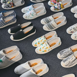 Old Beijing Cloth Shoes Women's Flagship Store Official Slip-On Fisherman Style 2026 Summer New Soft-Soled Driving Canvas Shoes