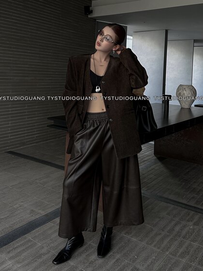 
High-end black casual straight-leg PU leather pants high-waist slim casual wide-leg pants nine-point pants for women in autumn and winter