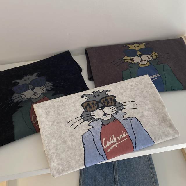 25 summer new tie-dyeing craft cartoon printed sunglasses cat loose round neck women short-sleeved cotton T-type top